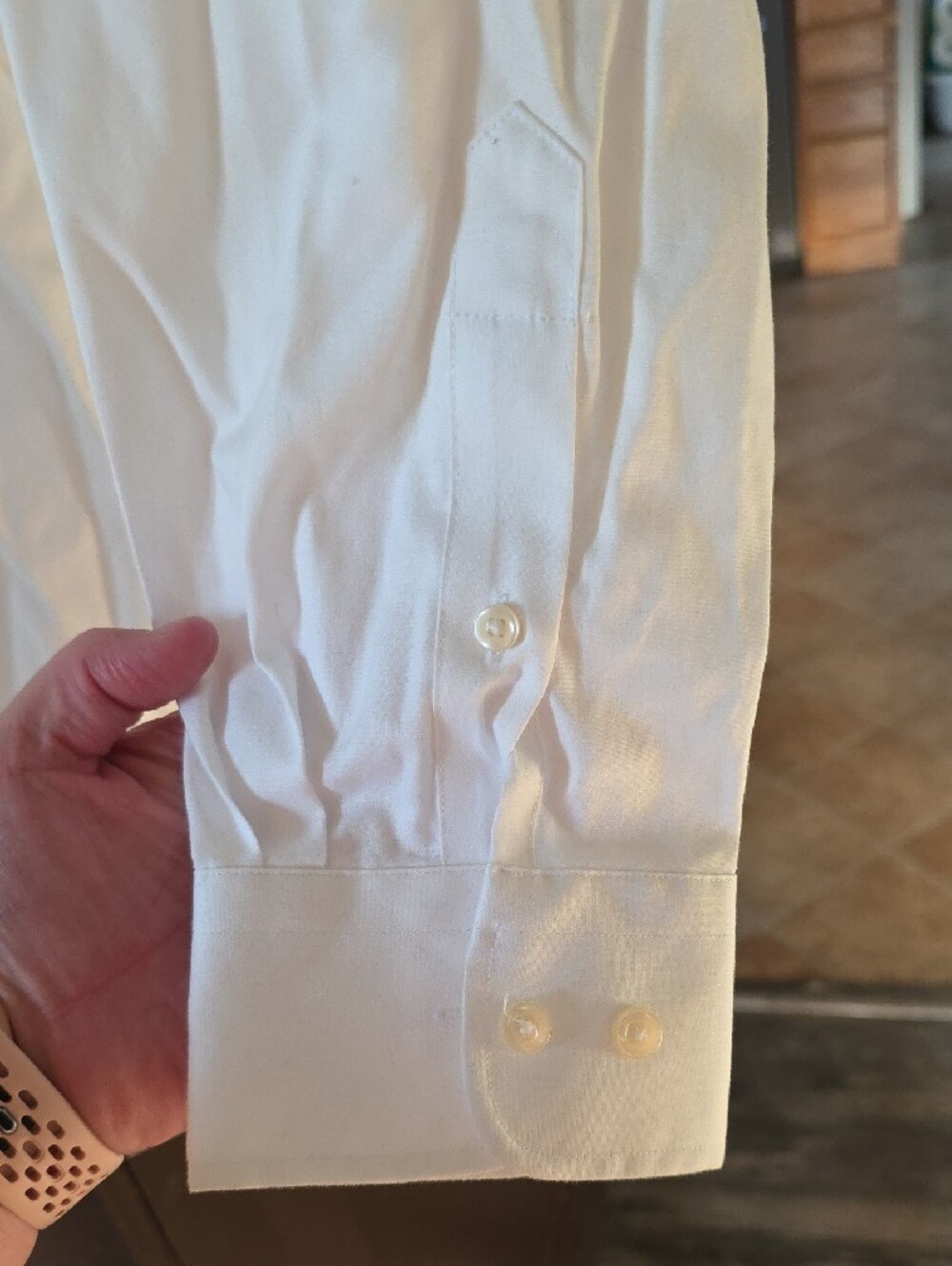 Kirkland Signature White Men's Long-Sleeve Dress Shirt - Picture 4 of 4